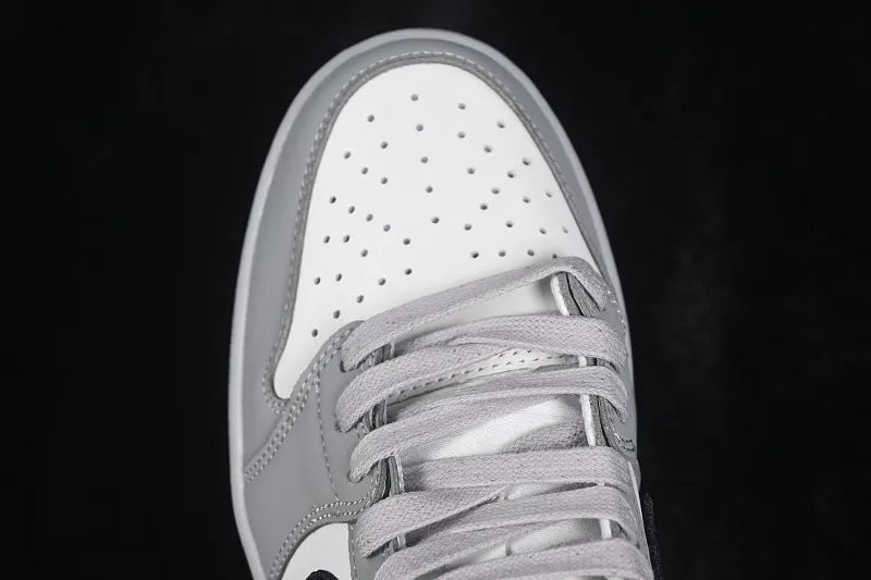 All categories Air Jordan Jordan series basketball shoes Air Jordan 1 Low Dior x Air Jordan 1 Low AJ1 Joe 1 Dior joint white gray low top CN8608-002